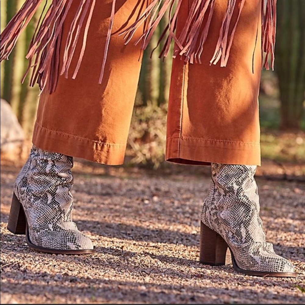 FREE PEOPLE Elle Slouch Boots Snake Print Sz 36